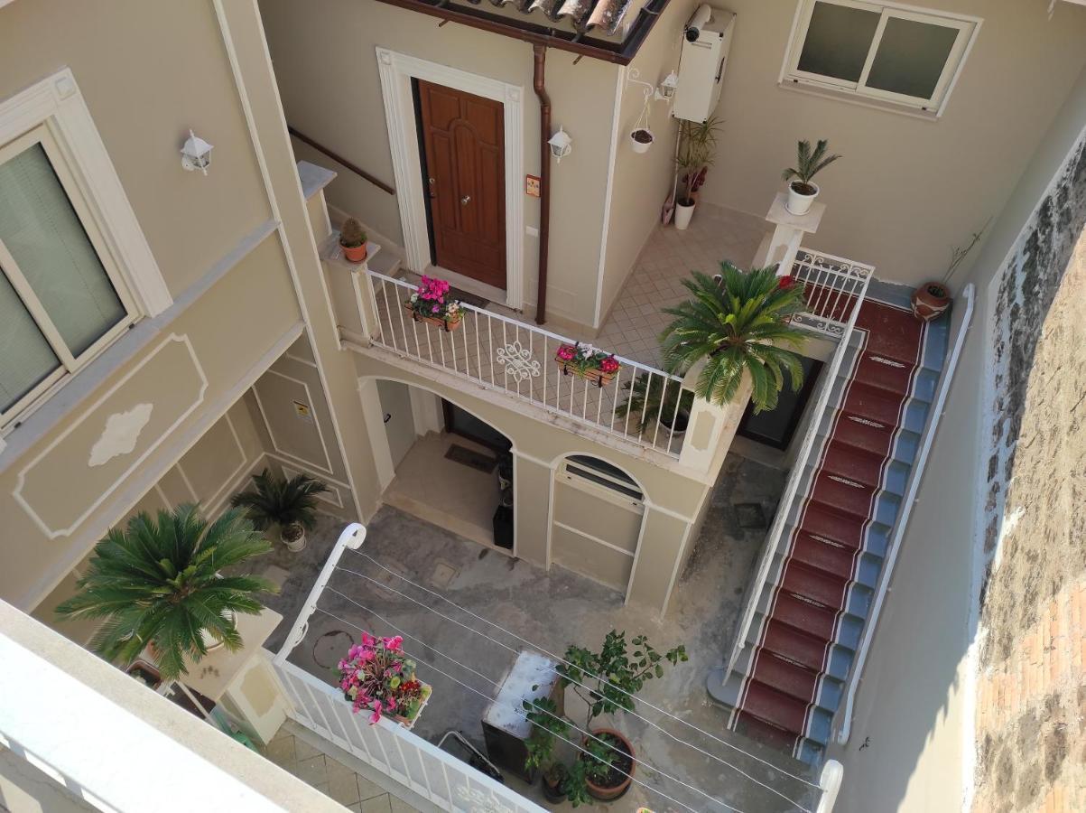 Affittacamere Silvagni Caserta Buitenkant foto