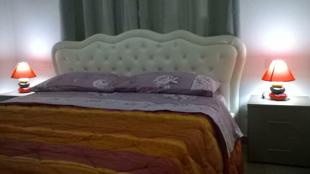 Affittacamere Silvagni Caserta Buitenkant foto